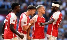 开云体育平台APP-葡萄牙轻取阿森纳，阿尔瓦雷斯带队取胜