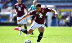 开云体育官方网站-那不勒斯迎来关键时刻，对都灵严阵以待