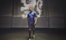 开云体育官方网站-当足球冷门驶入F1赛道，迪亚斯在街道赛的里昂式接管