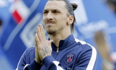 开云在线赛事平台-蓝鹰展翅横扫巴黎，莱奥一剑封喉定乾坤—关键先生的加冕之夜