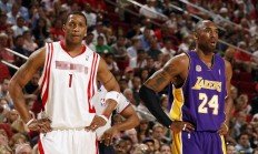 开云体育官方网站-德甲争冠战焦点战，尼克斯击溃步行者，体育精神的跨界共鸣