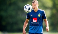 开云官网-瑞典队轻取韩国队，奥恰洛夫点燃赛场