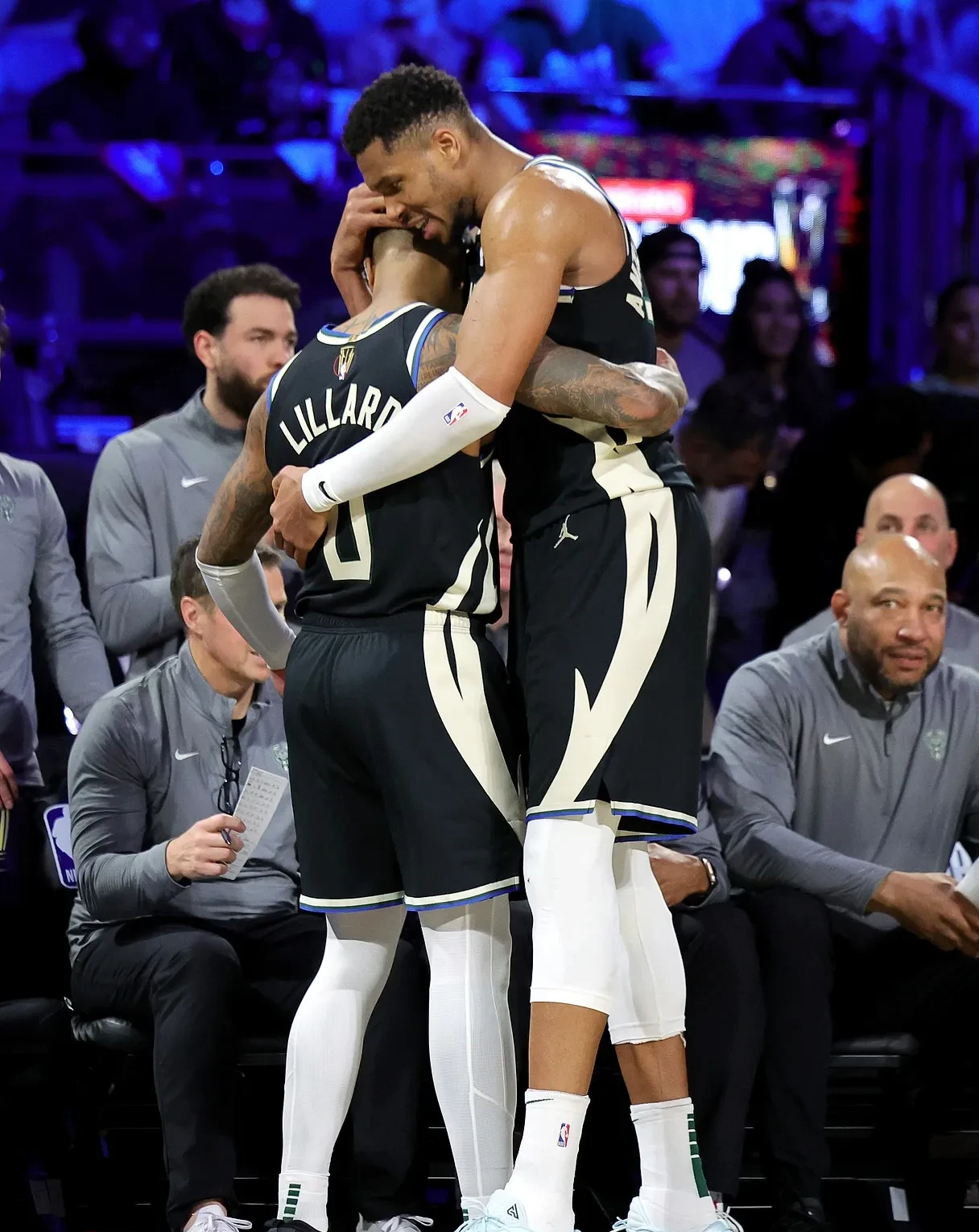 开云体育在线-雄鹿碾压山西队，字母哥统治全场的简单介绍