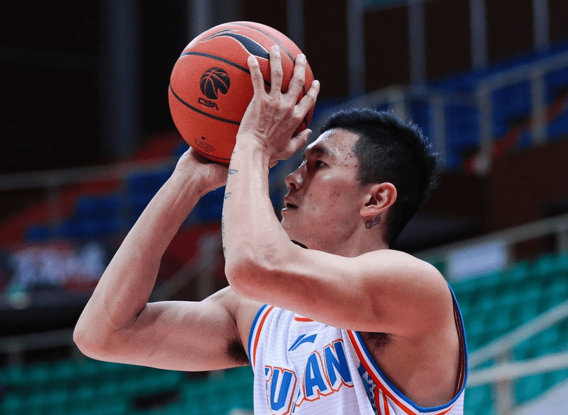 北京队力克福建队，米切尔高光表现的简单介绍