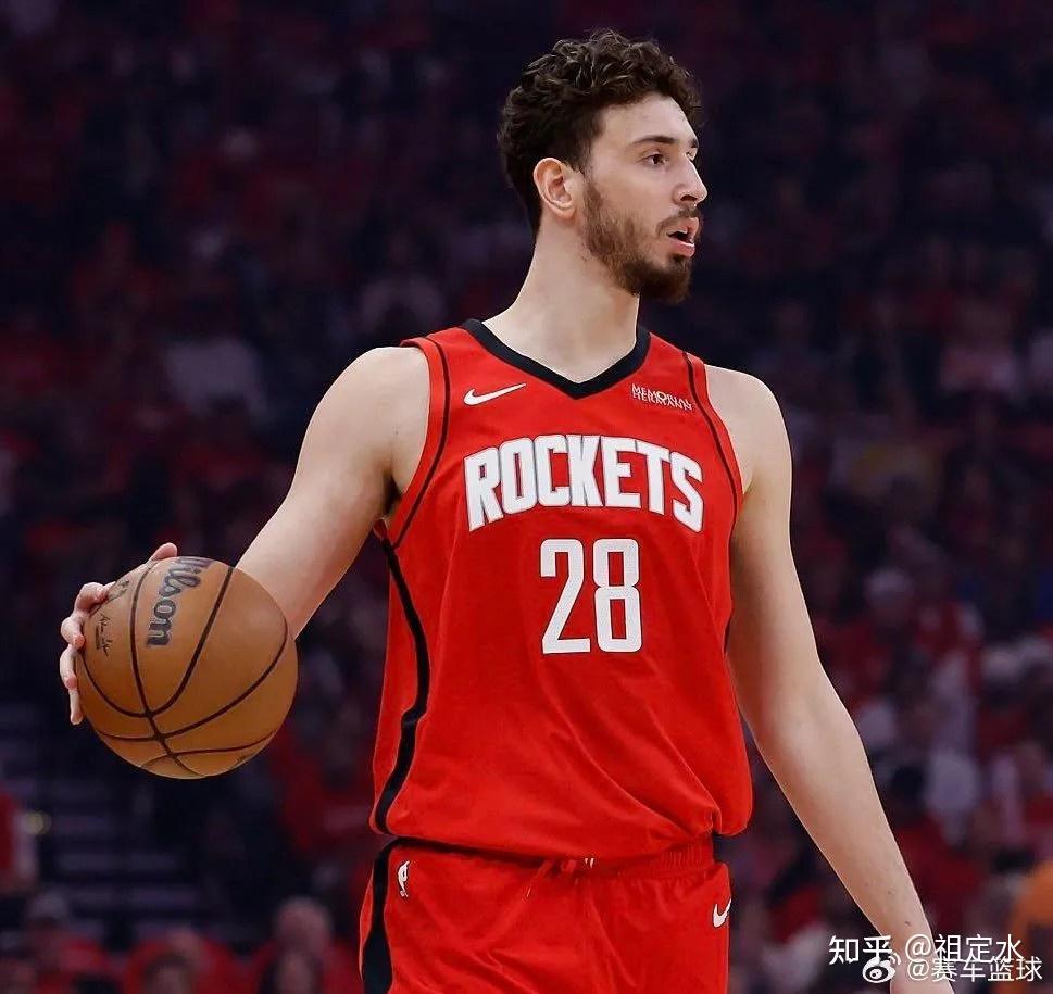 关于快船队主场频遭失利，球迷担心战绩下滑的信息