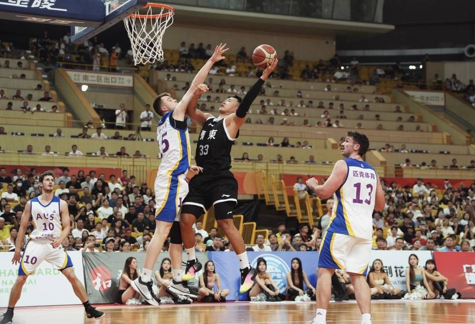 澳大利亚男篮再次取得国际篮球邀请赛胜利