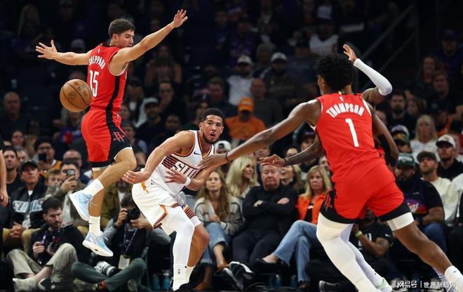 森林狼大胜太阳，唐斯多次砍下三分