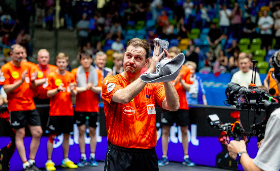 英国乒乓球队逆转德国乒乓球队，波尔送出助攻