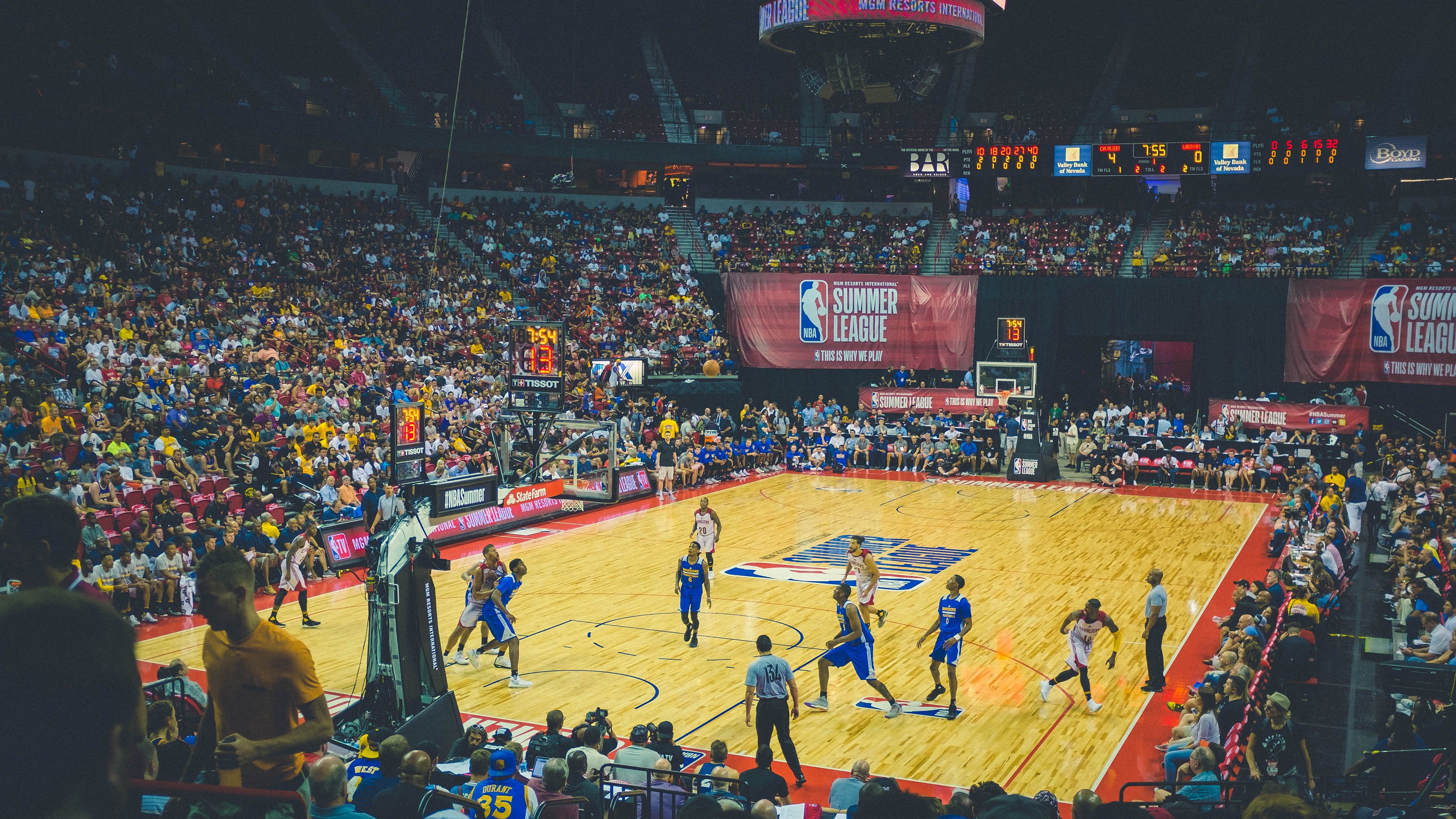 跨界争锋，班凯罗F1式接管助爵士硬仗擒鹰，诠释新时代竞技哲学