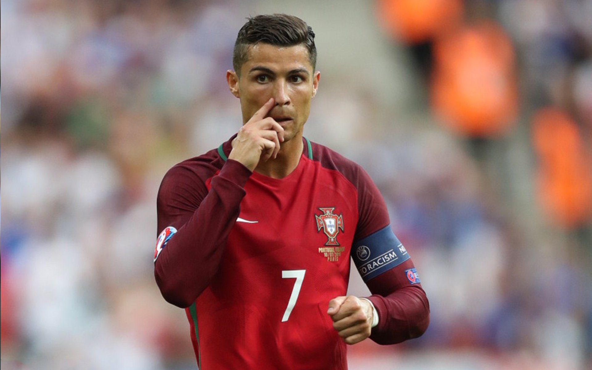 双重震撼夜，德国战车横扫法兰西，郑思维羽球赛场点燃激情